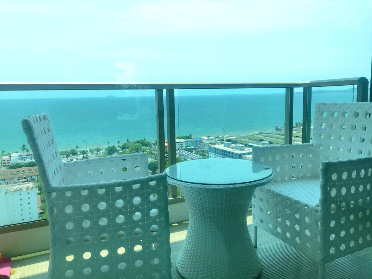 Riviera Jomtien By Daisy Pattaya 2 Apartment Luaran gambar
