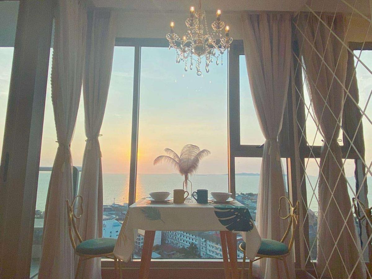 Riviera Jomtien By Daisy Pattaya 2 Apartment Luaran gambar