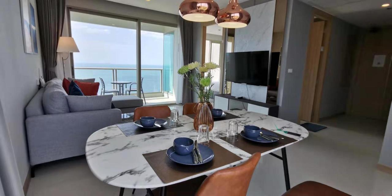 Riviera Jomtien By Daisy Pattaya 2 Apartment Luaran gambar