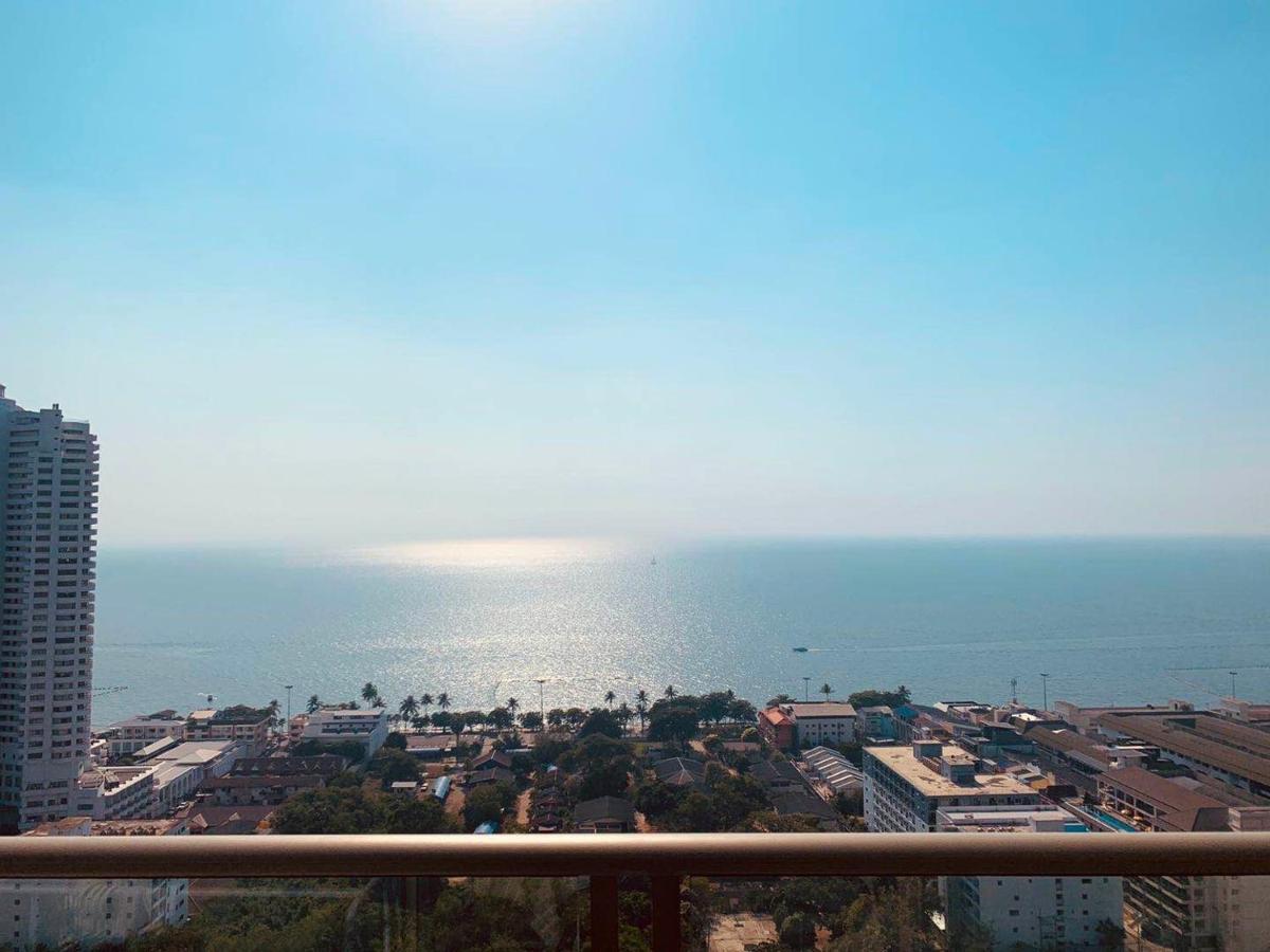 Riviera Jomtien By Daisy Pattaya 2 Apartment Luaran gambar