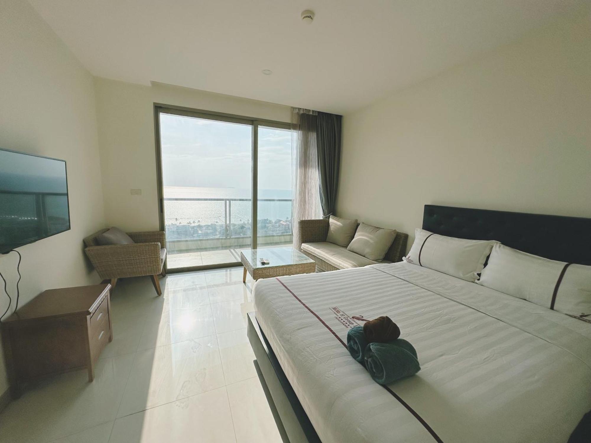 Riviera Jomtien By Daisy Pattaya 2 Apartment Luaran gambar