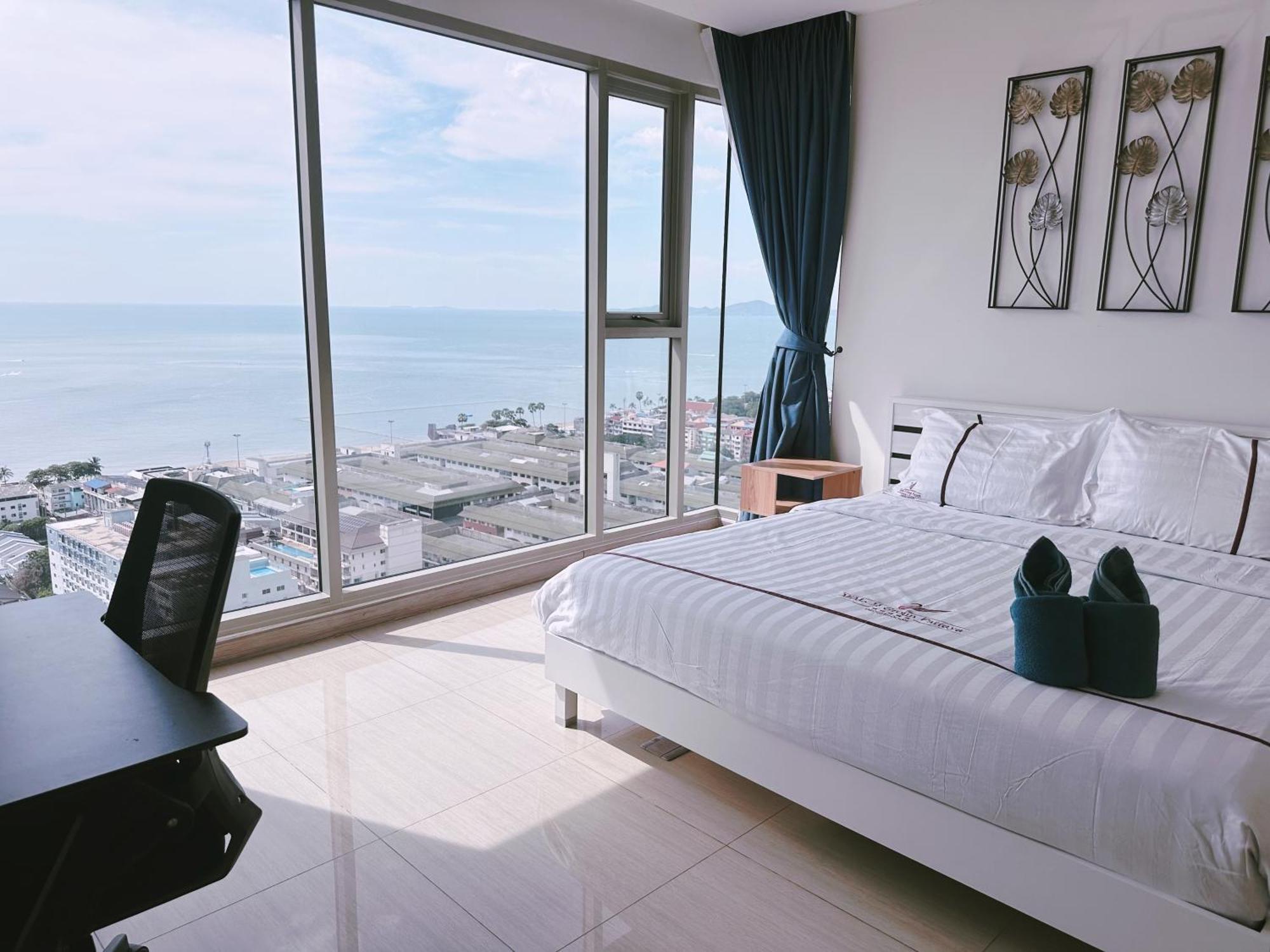 Riviera Jomtien By Daisy Pattaya 2 Apartment Luaran gambar