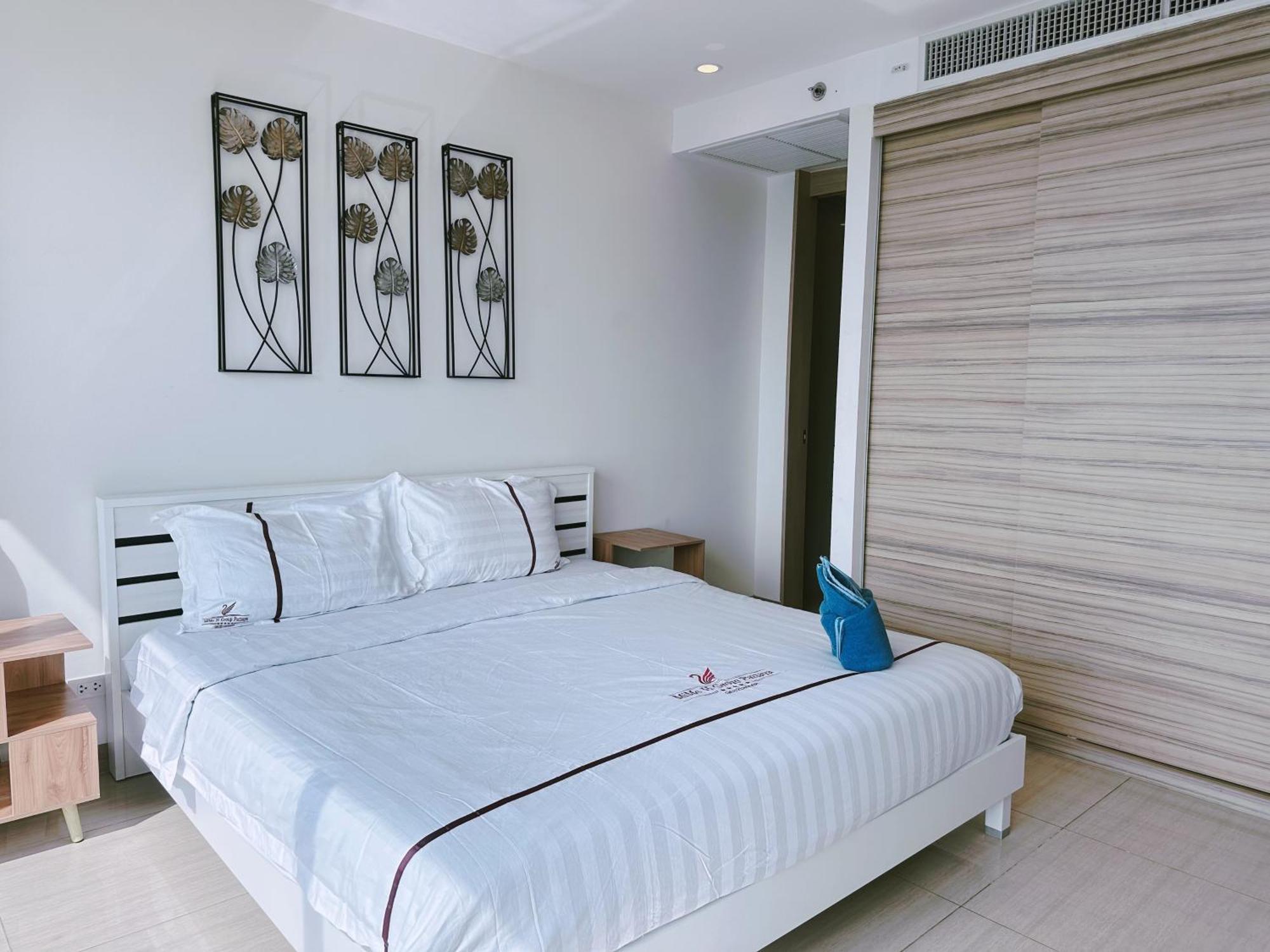 Riviera Jomtien By Daisy Pattaya 2 Apartment Luaran gambar